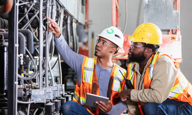 Best Circuit Breaker Repair  in West Liberty, IA